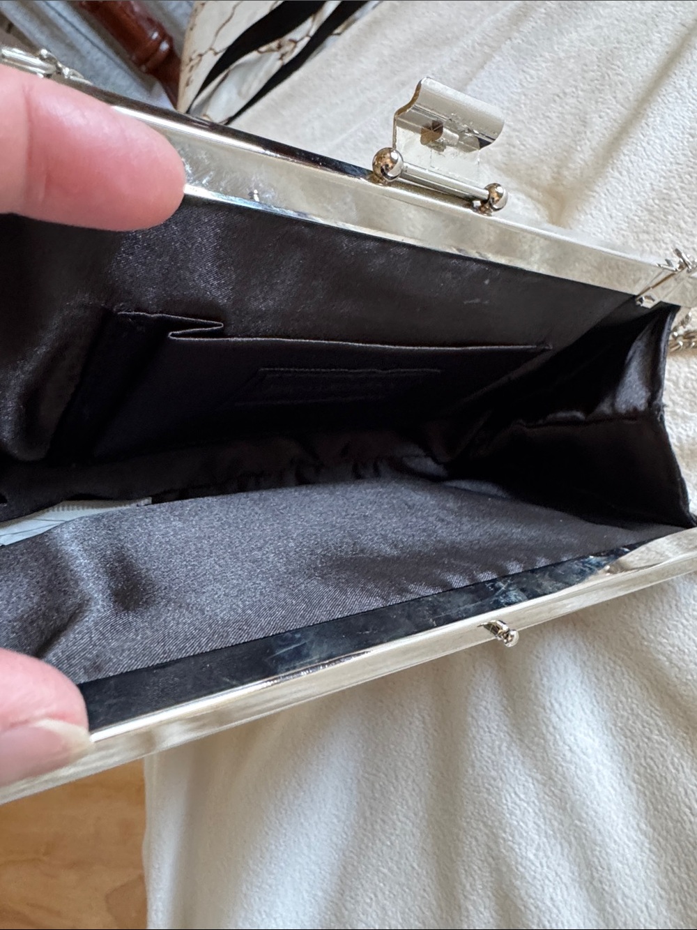 Jessica McClintock Black Satin Pleated Clutch - Picture 8 of 12